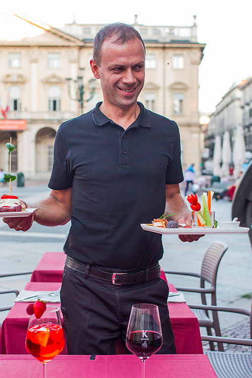 servizio tavoli esterno